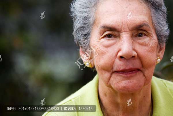 漂亮的女高中