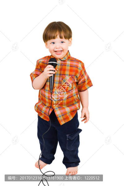 孩子唱歌