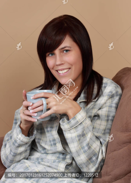 女孩與咖啡-匯圖網(wǎng) www.fosd68.com 女孩與咖啡