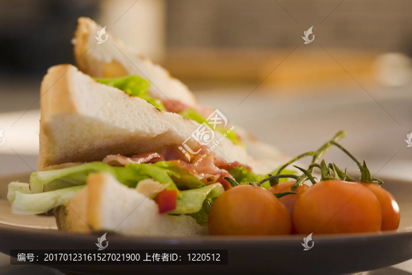 三明治