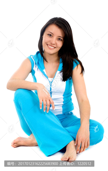 穿運(yùn)動服的休閑女孩