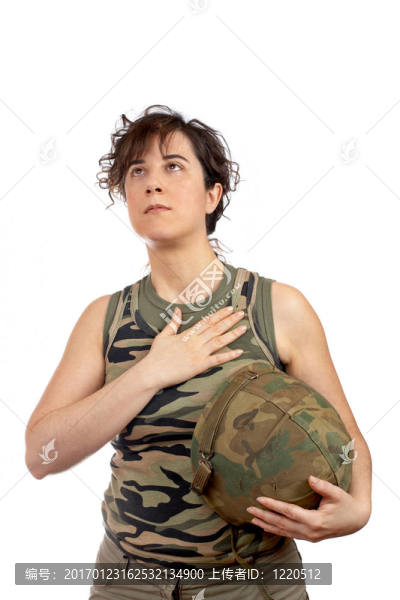 士兵女孩聽國歌