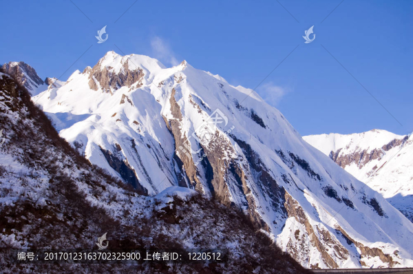 風(fēng)雪峰