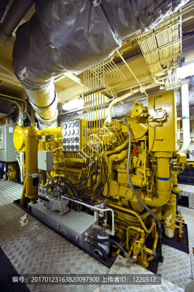 船舶柴油機(jī)