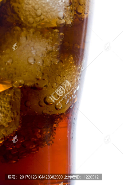 冰冷的可樂飲料
