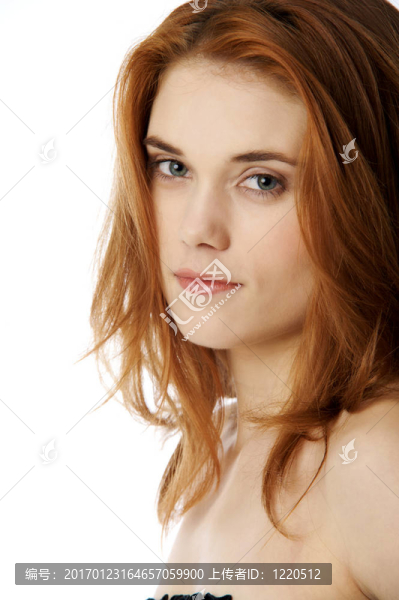 年輕漂亮的女人