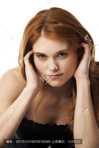 年輕漂亮的女人