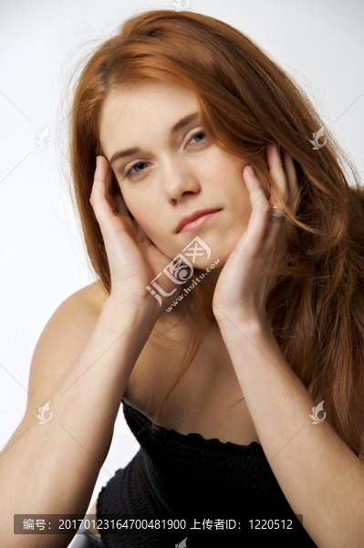 性感的紅發(fā)女郎