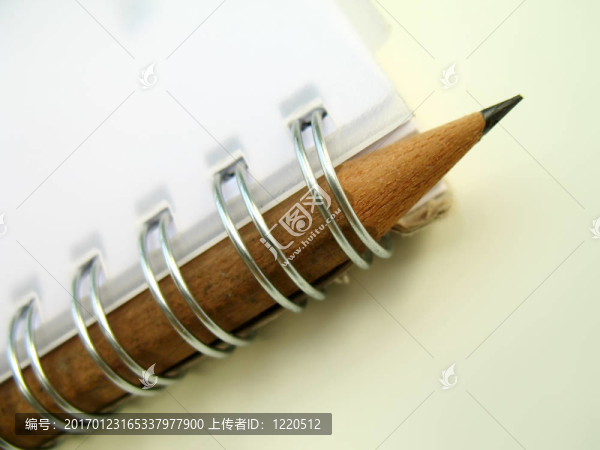 戒指粘合劑和鉛筆