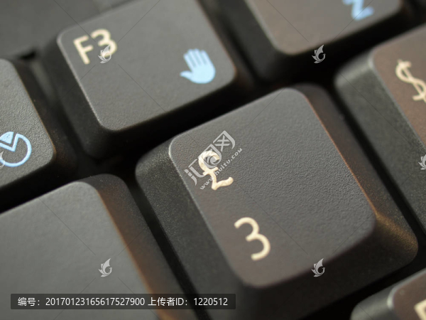 電腦鍵盤