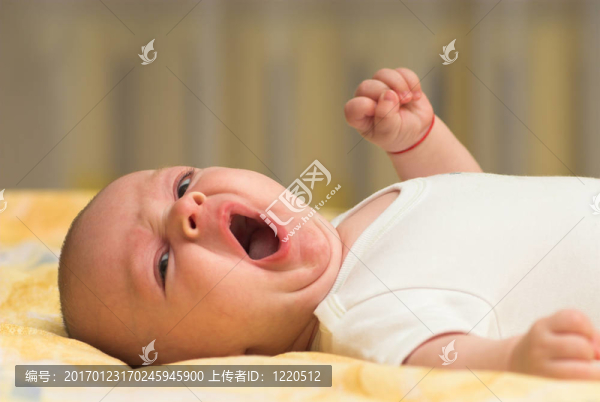 打哈欠