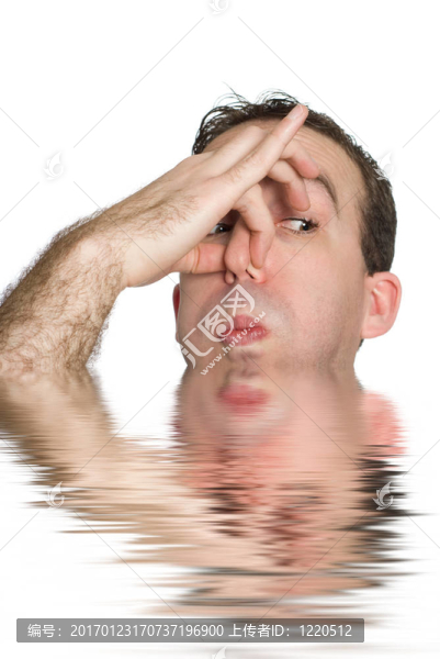 溺水的人