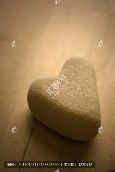 心形的石頭