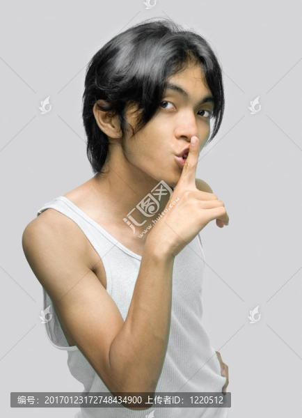 安靜的亞洲青少年的肖像