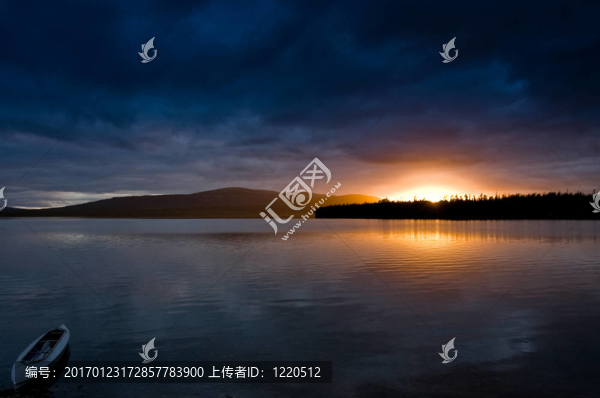 在藍(lán)色的夜晚