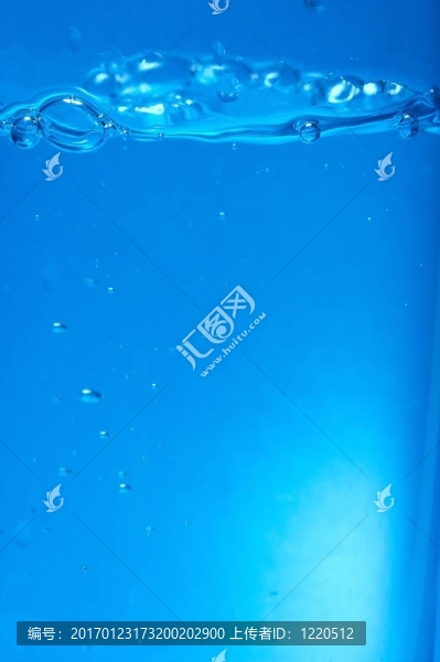 水