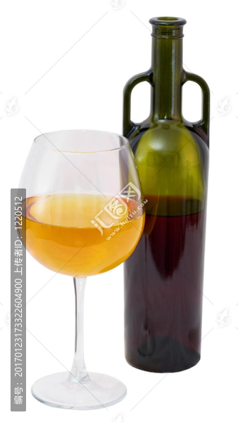 靜物與一杯酒和一瓶