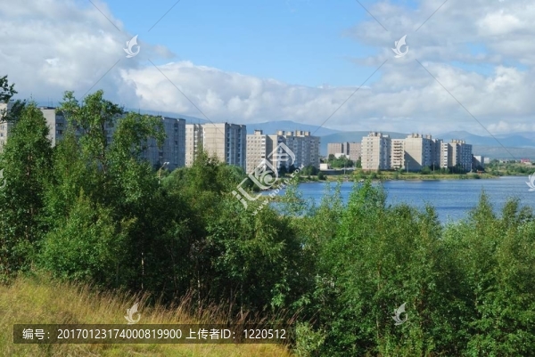 海岸的湖