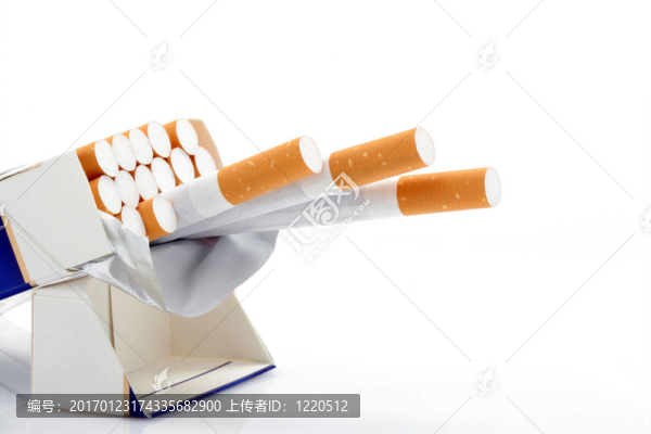 白色香煙盒