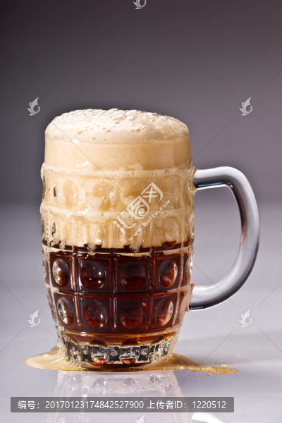 發(fā)酵的啤酒