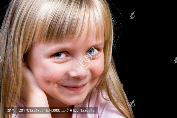 金發(fā)女孩