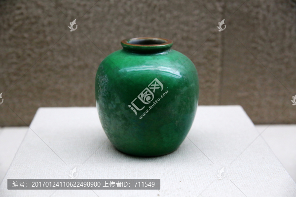 孔雀綠釉小罐