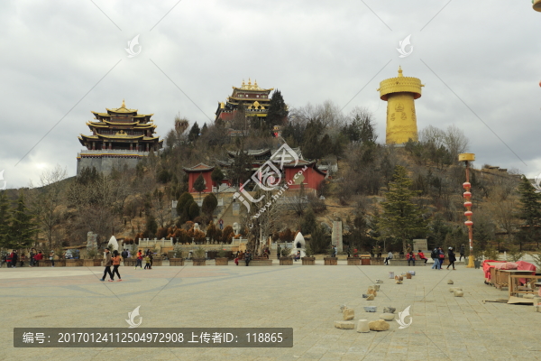 龜山公園,龜山寺,龜山大佛寺