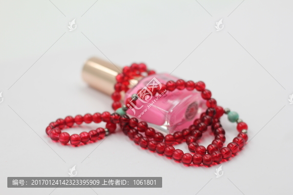 項(xiàng)鏈,指甲油
