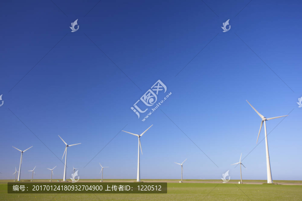 在荷蘭生產(chǎn)清潔能源的風(fēng)車