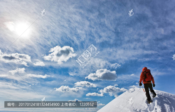 到達(dá)山頂