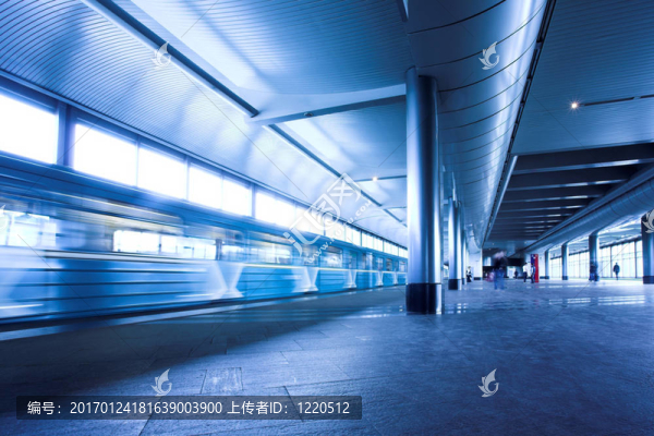 地鐵藍(lán)色列車