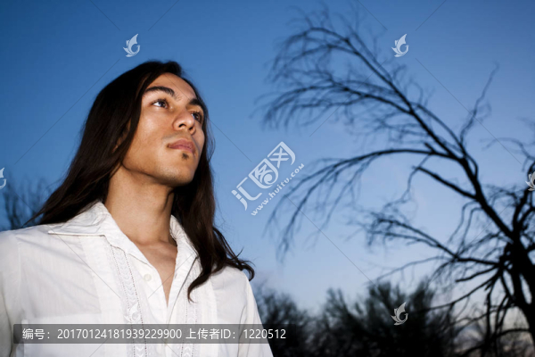 帥氣的Young,Man-匯圖網(wǎng) www.fosd68.com 帥氣的Young,Man