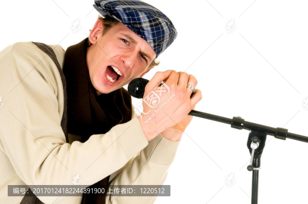 音樂表演者；歌手