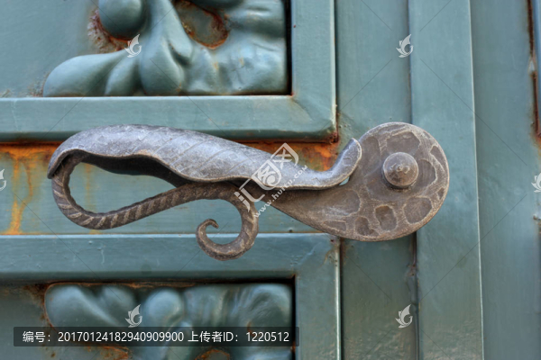 老式的門把手
