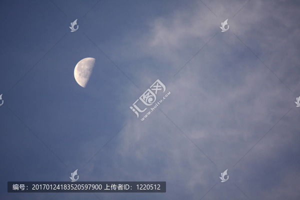 半個月亮