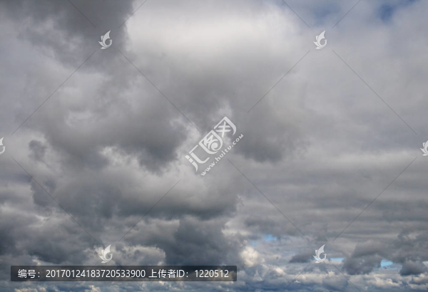 暴風(fēng)雨的天空