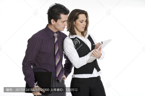 年輕的夫婦