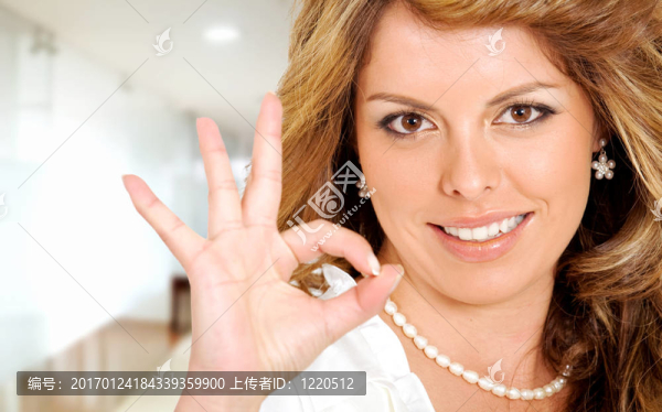 商務(wù)行簽在辦公室