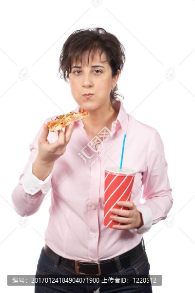 隨便吃比薩餅的女人