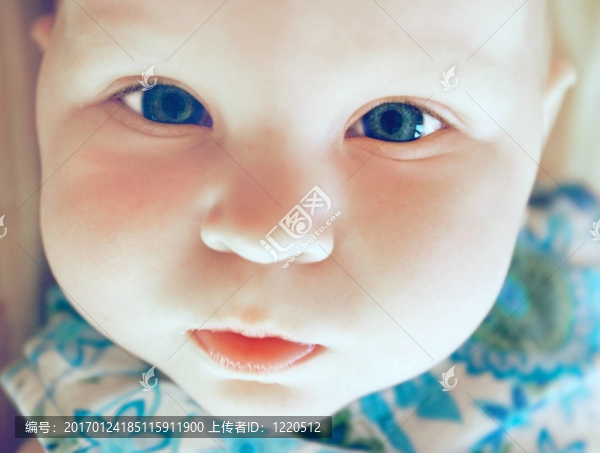 特寫可愛寶貝的肖像