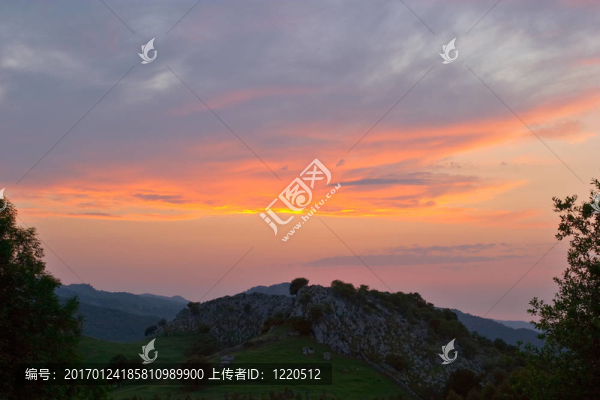 在Trucios日出