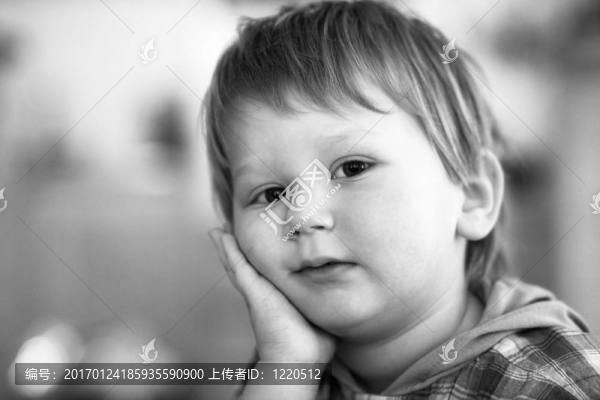 小男孩