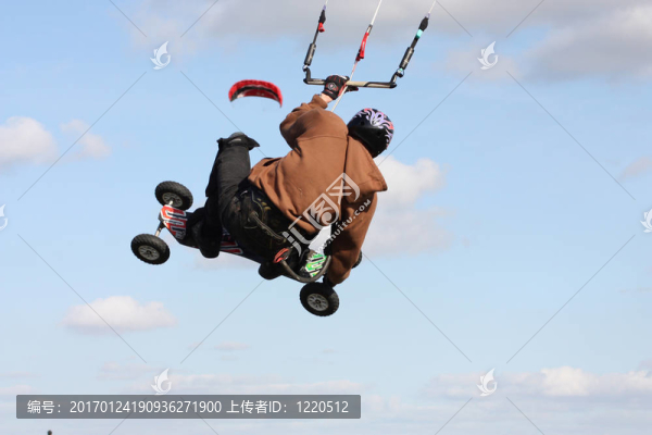 風(fēng)箏沖浪者-匯圖網(wǎng) www.fosd68.com 風(fēng)箏沖浪者