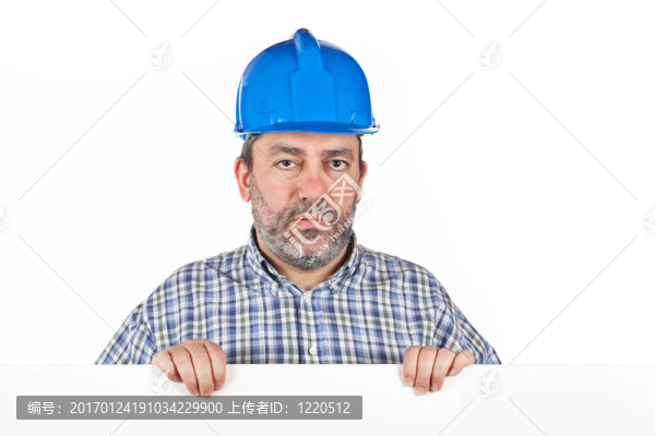 空白海報的后面