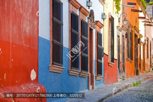 鵝卵石的街道；圣米格爾-阿連德；墨西哥