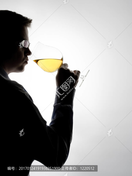 品嘗葡萄酒