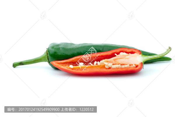 綠色和半紅辣椒