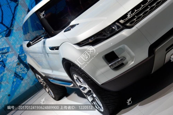 小型車