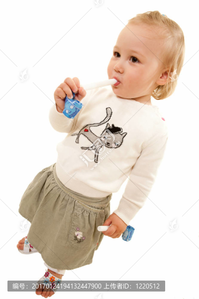 可愛(ài)的小女孩