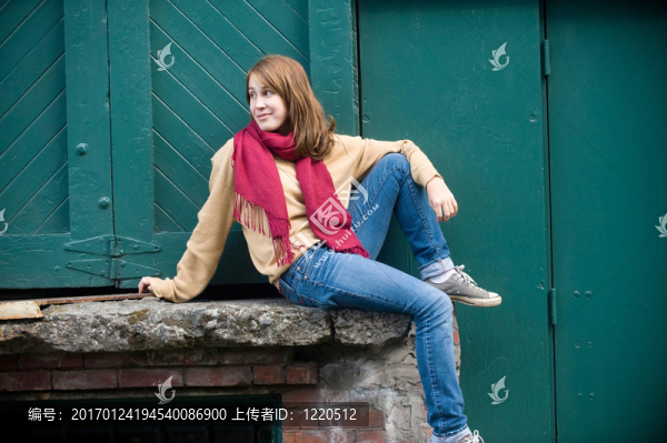 一個(gè)十幾歲的女孩的肖像